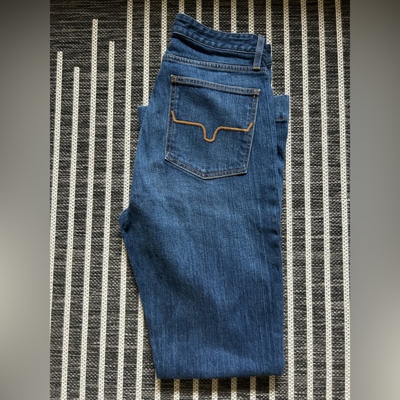 Kimes (Jennifer) Jean 10x32 - Picture 3 of 5